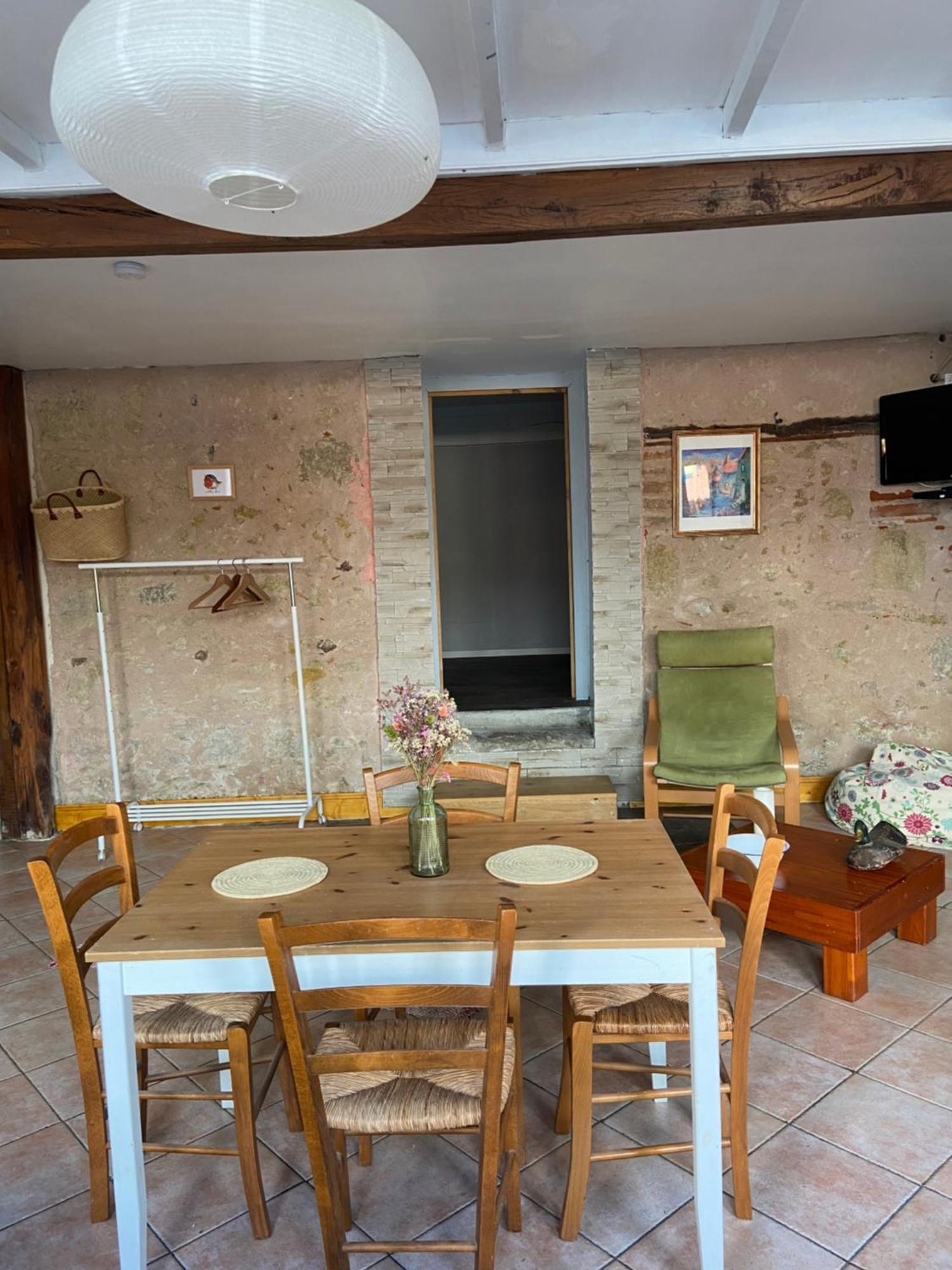 מרסיאק Appartement 3 Pieces Rdc Plein Centre Ville מראה חיצוני תמונה